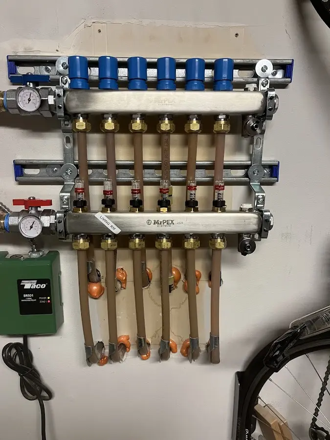 Plumber performing Leak Detection at a residential property in Midlothian